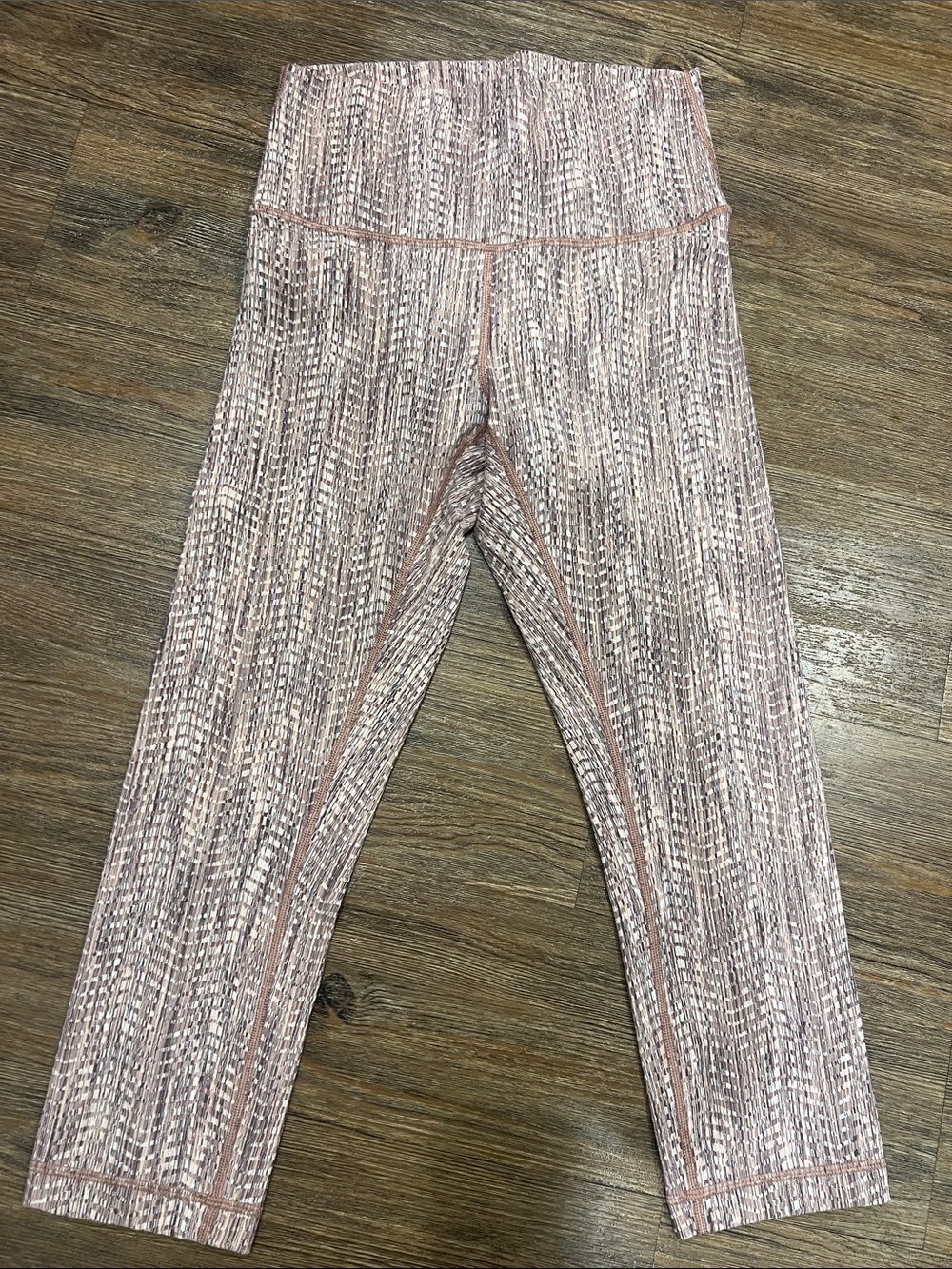 Lululemon High-Waist Pink Patterned Active Capris
